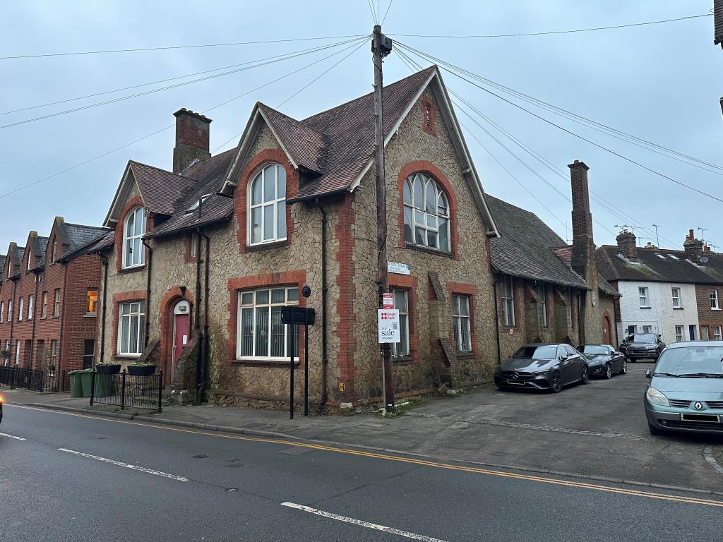 Lot: 38 - FORMER CADET HALL WITH POTENTIAL - Hall in red brick
